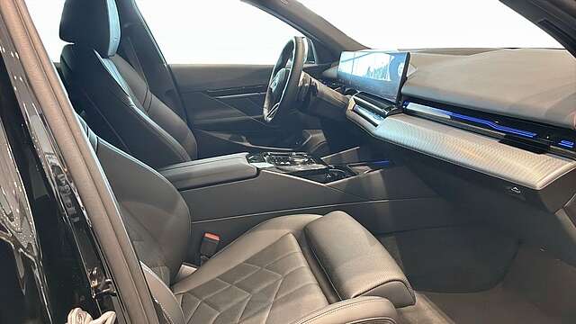 BMW 530e xDrive Touring*M Sportp Pro*Sportfahrwerk