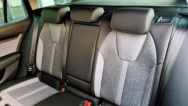 Skoda Octavia Combi 2.0 TDI DSG Select+ACC*AHK*Individ