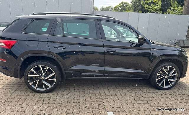Skoda Kodiaq 2.0 TDI Sportline 4x4*ACC*Pano*7-Sitzer*