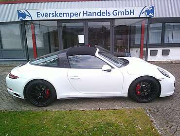 Porsche 911 Urmodell 911 Carrera 4 GTS TARGA H.-Lenkung Liftachse