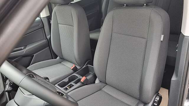 Volkswagen Caddy Life Maxi 1.5TSI 7SITZE SHZ PDC LANE MFL