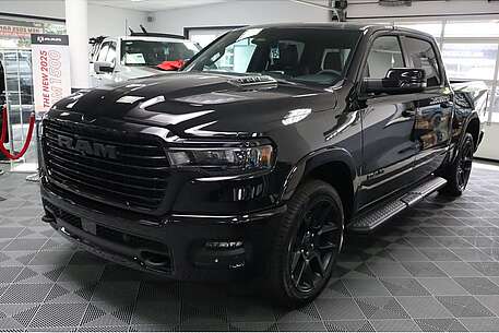 Dodge RAM Ram 1500 Laramie Night 399 EUR Rate 1,99 % MWST-
