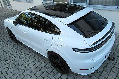 Porsche Cayenne NEW COUPE E-H EXCL SPORTDESIGN BOSE+INNO AHK+GT