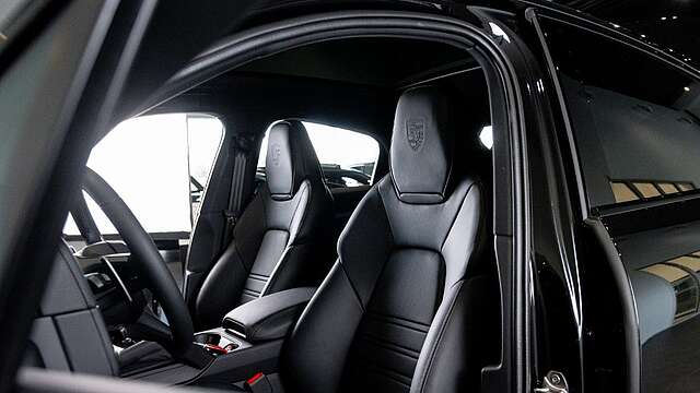 Porsche Cayenne Coupe E-Hybrid*SpDes*SpAbg*LUFT*PASM*LED
