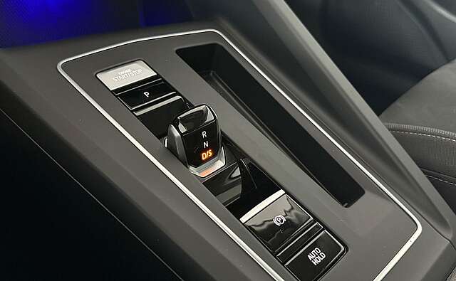 Volkswagen Golf VIII Style eHyb Pano AHK ErgoActive ACC LED