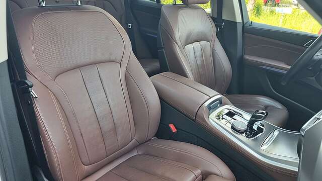 BMW X5 xD 40d xLine Luft Integral Laser Pano AHK H/K