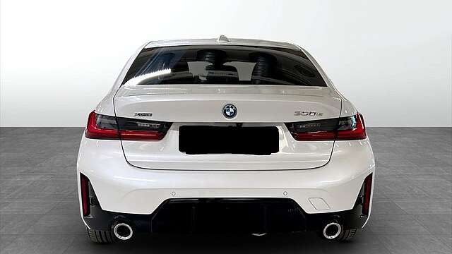 BMW 330e xDrive Sedan*M Sport*Sportsitze*LED*ACC