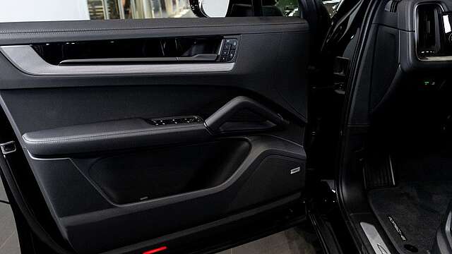 Porsche Cayenne Coupe E-Hybrid*SpDes*SpAbg*LUFT*PASM*LED
