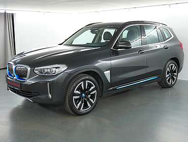 BMW iX3 iX3 Inspiring AHK DrivAssistantProf ACC Kamera