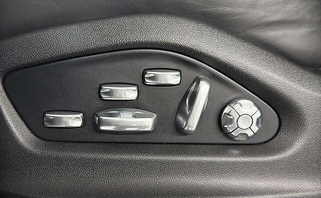 Porsche Cayenne Turbo Coupe Pano InnoDrive ACC GTS-Sitze