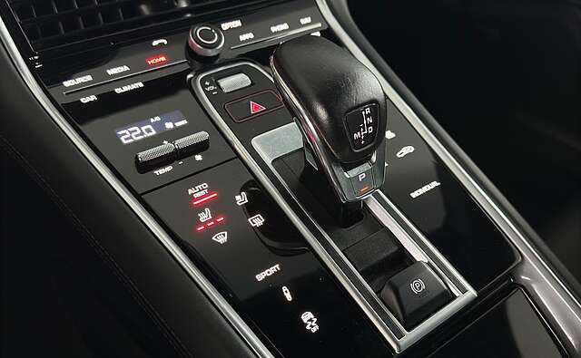 Porsche Panamera Turbo Sport Turismo InoDrive Pano 360°