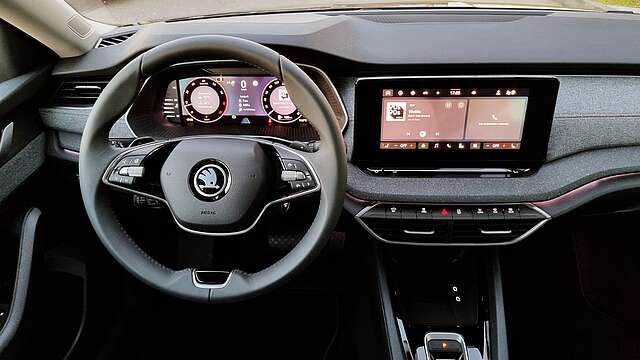 Skoda Octavia Combi 2.0 TDI DSG Select+ACC*AHK*Individ