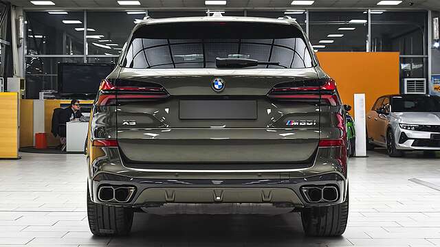 BMW X5 M60i xDrive V8 Webasto AHK Integral Soft Pano