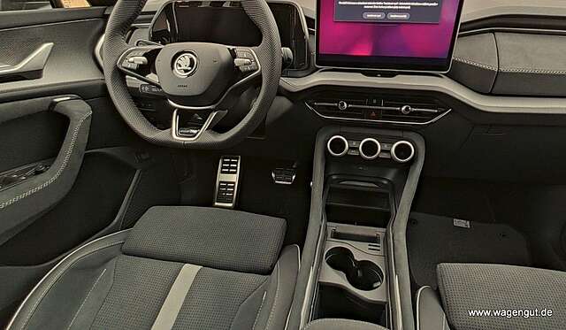 Skoda SPORTLINE 2.0 TDI 4X4*MATRIX*CAM*AHK*7-Sitzer*