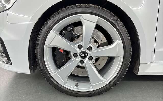 Audi RS3 Sportback 2.5 TFSI LED ACC Assistenzpaket