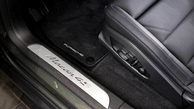 Porsche Macan Electric 4S*PASM*Memory*18-Wege*Pano*LED