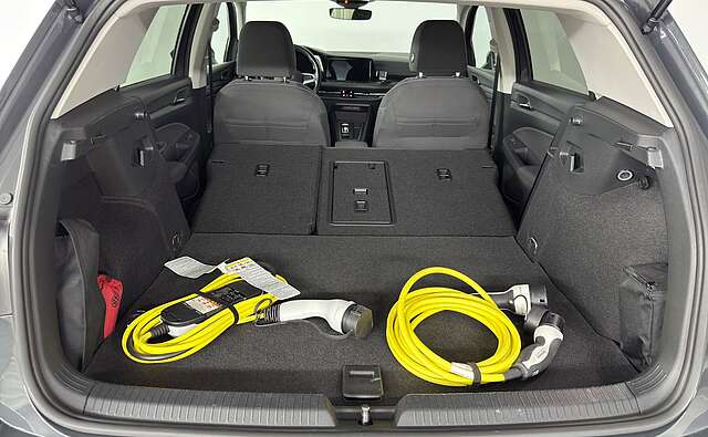 Volkswagen Golf VIII eHybrid Style Kamera Standhz Sportsitz