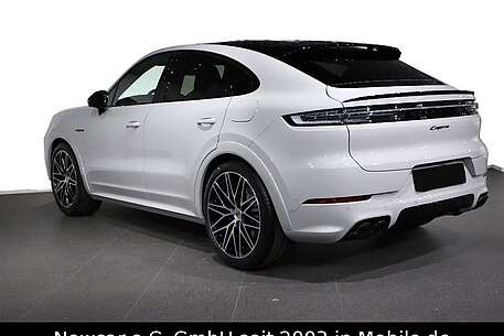 Porsche Cayenne Cayenne Coupe E-Hybrid*2025 SportDesign*SpAbgas