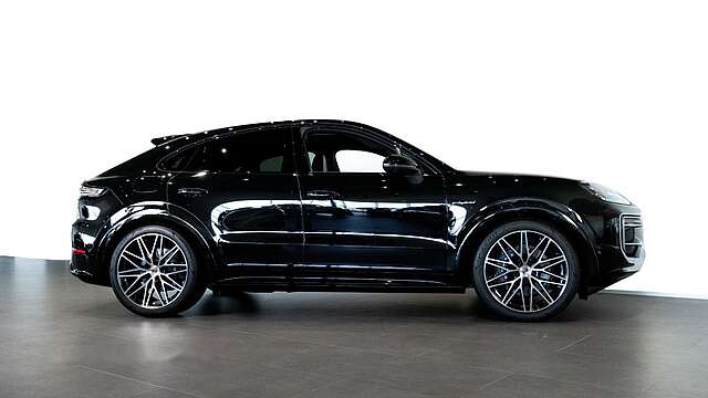 Porsche Cayenne Coupe E-Hybrid*MY26*SpDes*SpAbg*Luft*ACC