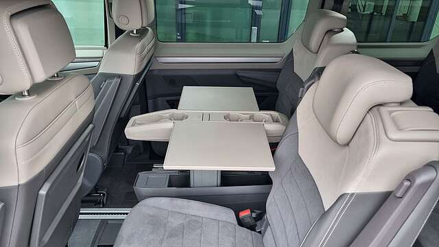 Volkswagen T7 Multivan Style 2.0TDI ACC AHK Matrix El.Kl 7S