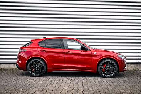 Alfa Romeo Stelvio Stelvio Quadrifoglio 602 PS Hack&quot;Manufaktur&quot;