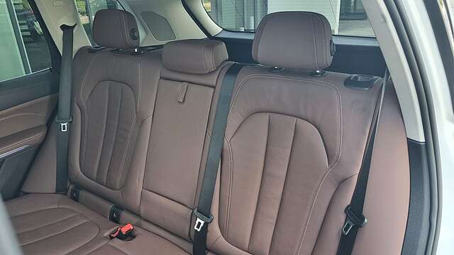 BMW X5 xD 40d xLine Luft Integral Laser Pano AHK H/K