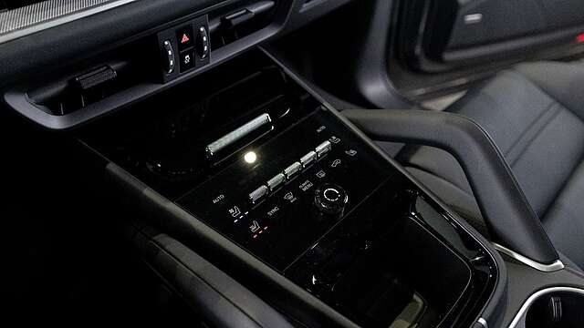 Porsche Cayenne Coupe E-Hybrid*SpDes*SportAbg*Luft*PASM