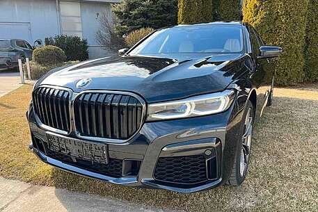 BMW M760 M760 Li xDr V12 6.6 3xTV Executive Lounge Night