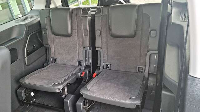 Volkswagen Caddy Maxi Style 1.5TSI DSG 7Sitze Kamera 5J-Gar