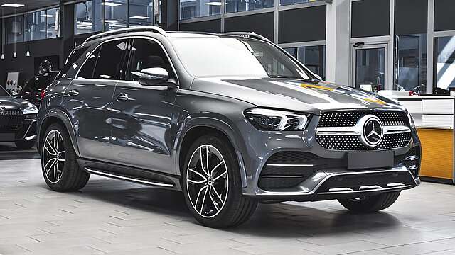 Mercedes-Benz GLE 400d AMG Line 6+1 seat 4MATIC