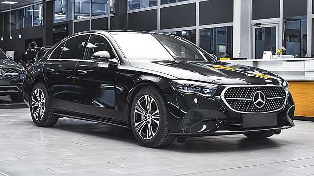 Mercedes-Benz E 450 AVANTGARDE Mild Hybrid 4MATIC