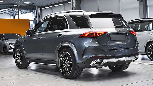 Mercedes-Benz GLE 400d AMG Line 6+1 seat 4MATIC