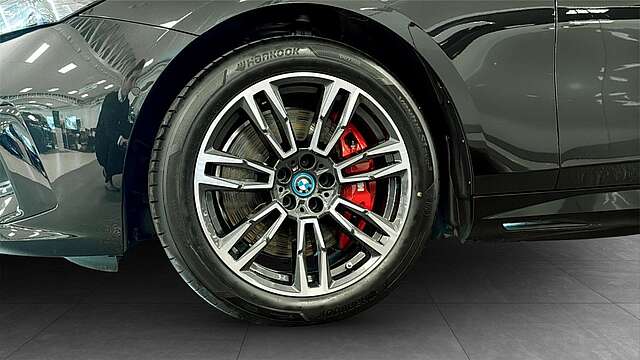 BMW i5 xDrive40 Touring*M Sport Pro*DrivAss*ParkAss