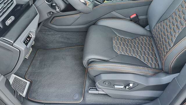 Lamborghini Urus 4.0 V8/23&apos;&apos;/Pano/HUD/Anima/360