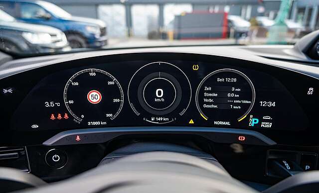 Porsche Taycan 4 S, Sport Chrono Paket, neue Batterie