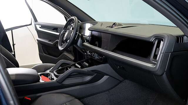 Porsche Cayenne S E-Hybrid*MJ 2026*SpDesi*SpAbg*Pano*ACC