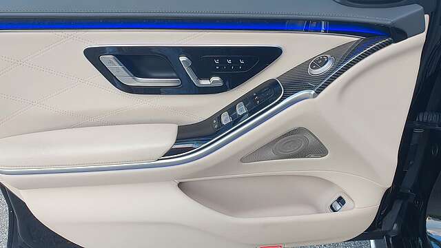 Mercedes-Benz S 63 AMG 4Matic+ L Keramik Pano Night TV