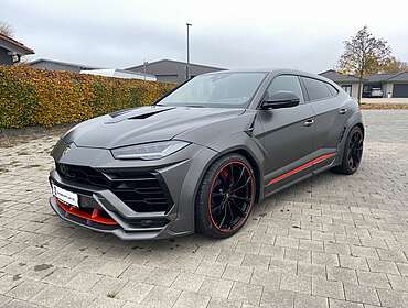 Lamborghini Urus Urus NOVITEC ESTESO WIDEBODY Graphite Capsule Ed