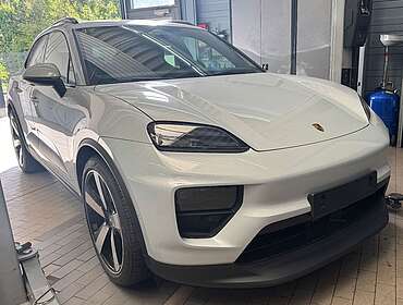 Porsche Macan Macan Electric 4S Sport 22 Pano 360 BOSE AHK