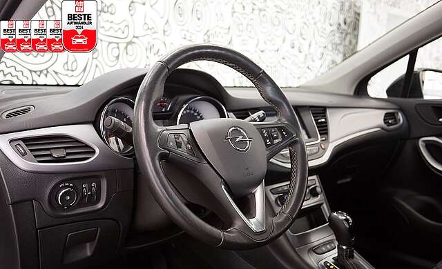 Opel Astra Sports Tourer AUTOM*NAVI*AHK*SITZH+LENKRAD