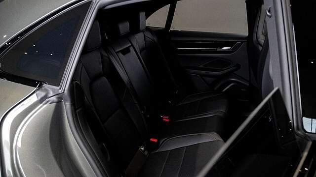 Porsche Macan Electric 4S*PASM*Memory*18-Wege*Pano*LED