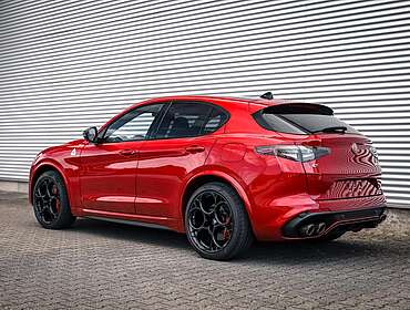 Alfa Romeo Stelvio Stelvio Quadrifoglio 602 PS Hack&quot;Manufaktur&quot;