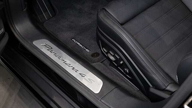 Porsche Panamera 4S E-Hybrid*MJ 2026*SpDes*SpAbg*ACC*LED