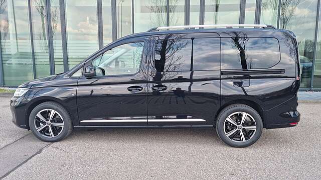 Volkswagen Caddy Maxi Style 1.5TSI DSG 7Sitze Kamera 5J-Gar
