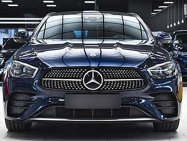 Mercedes-Benz E 400 E 400d AMG Line 4MATIC