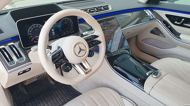Mercedes-Benz S 63 AMG 4Matic+ L Keramik Pano Night TV