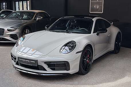 Porsche 992 992 911 Carrera 4 GTS Schalter+AeroKit+Schalensi