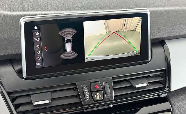 BMW 225xe M-Felgen Advantage Navi LED Kamera Tempo.