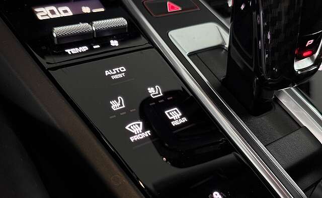 Porsche Cayenne Turbo Sport-Chrono 21° InnoDrive ACC LED