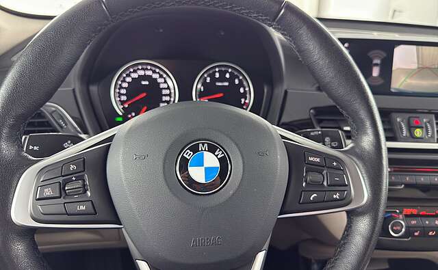 BMW X1 xDrive 25 e xLine Kamera LED Navi
